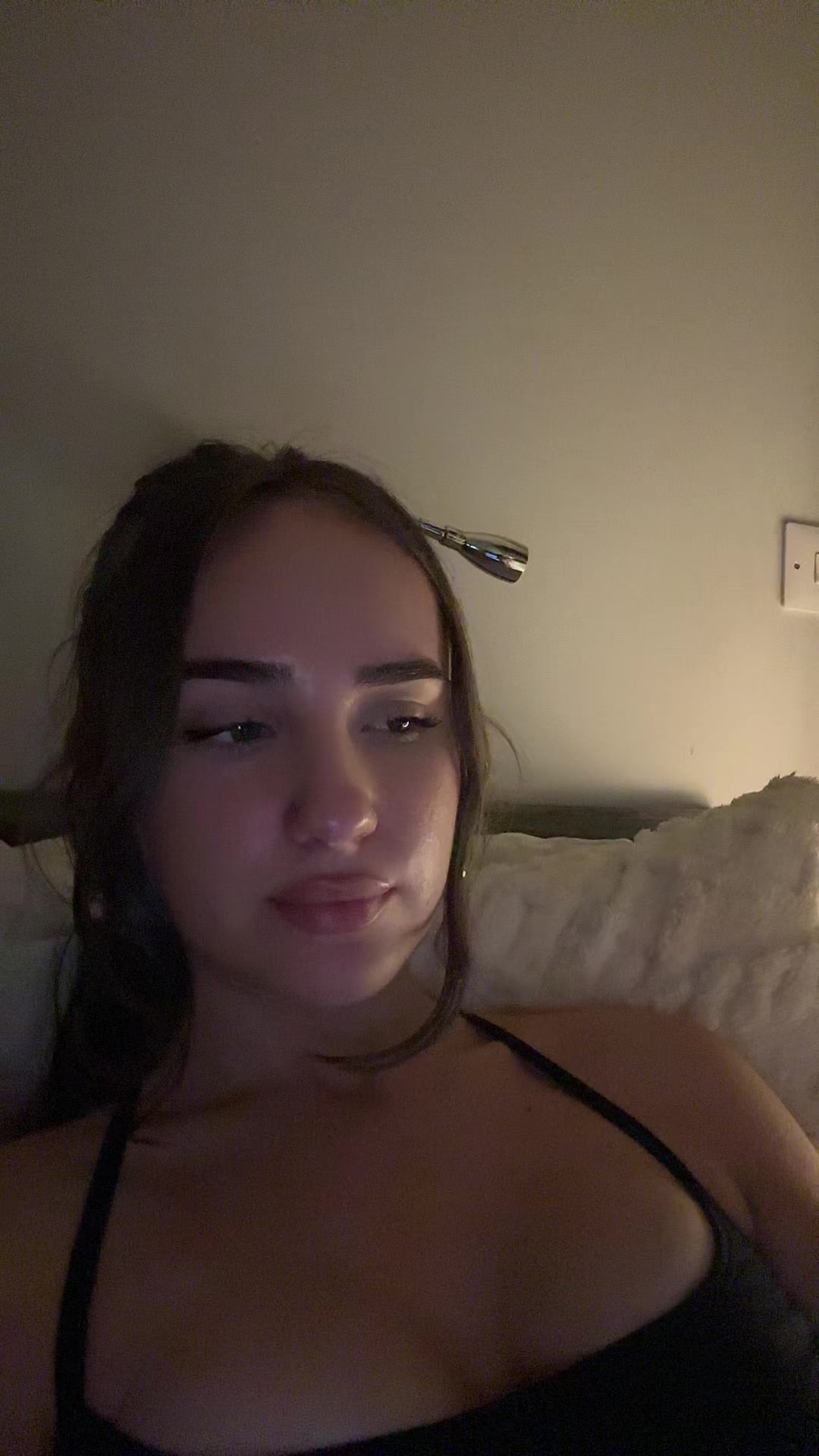 @Ava