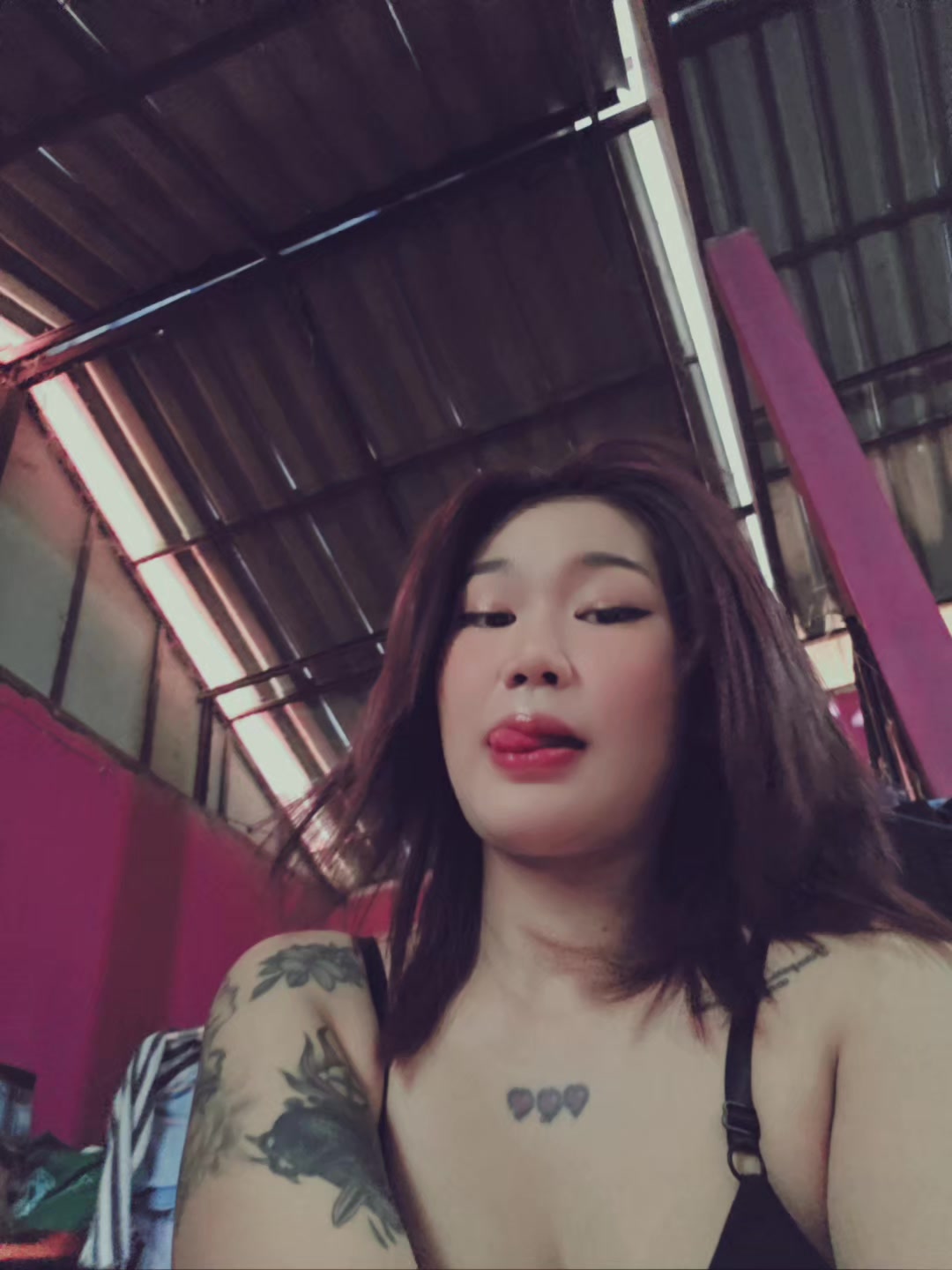 @ปาก แว้'แว้