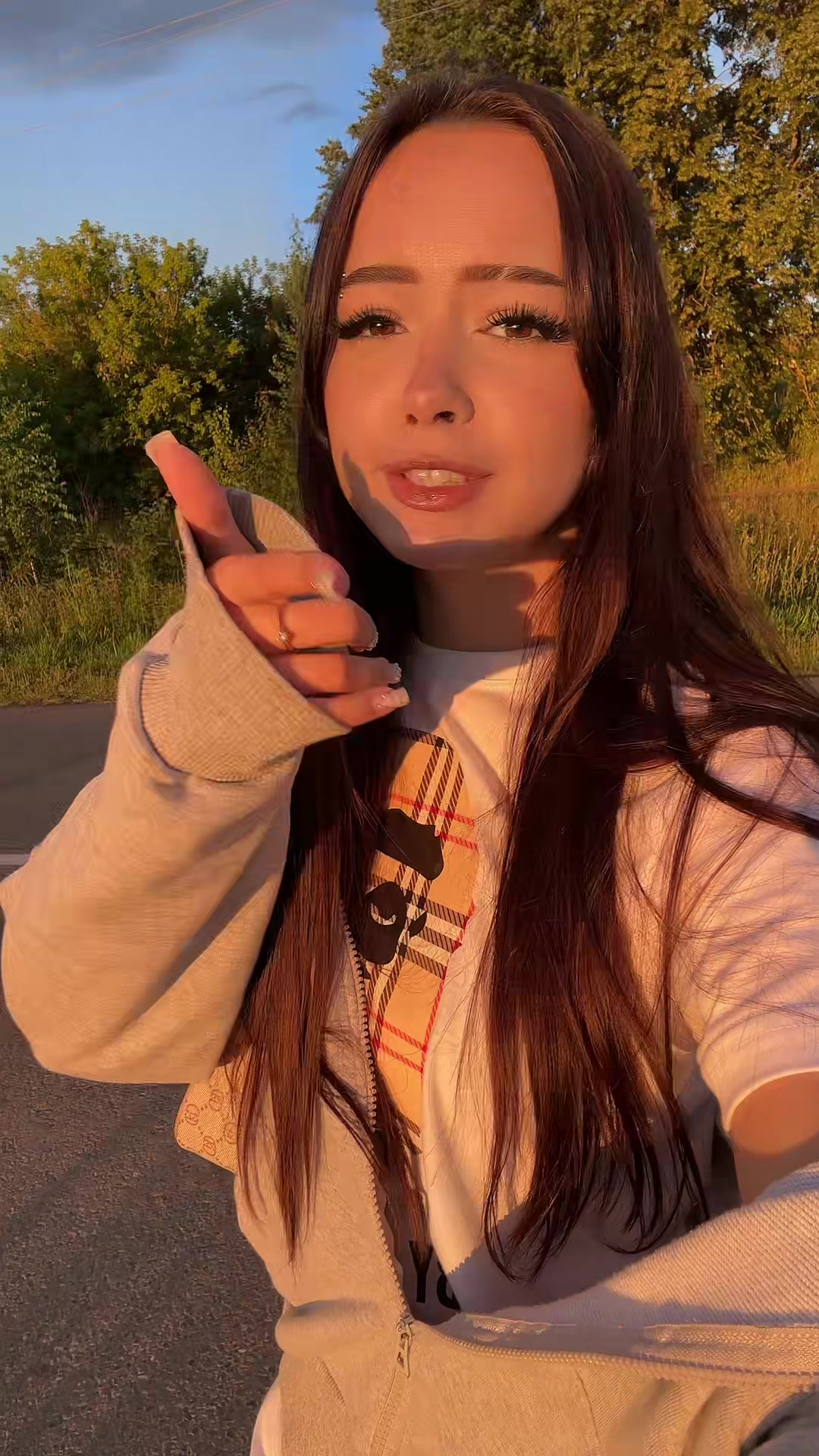 @F