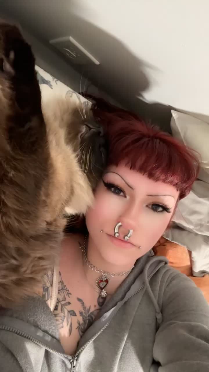 @gloom