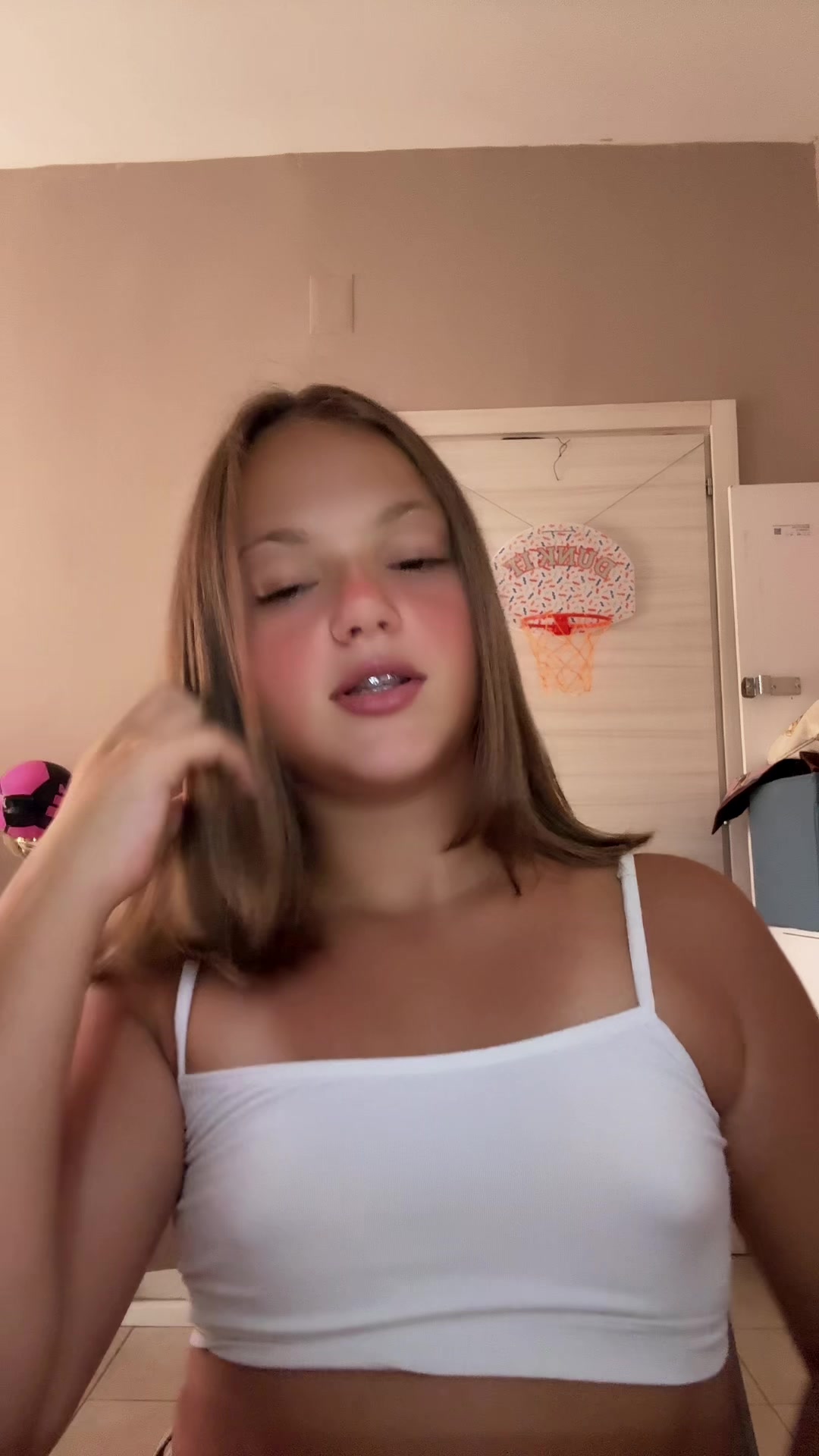 @👸🏽🤎