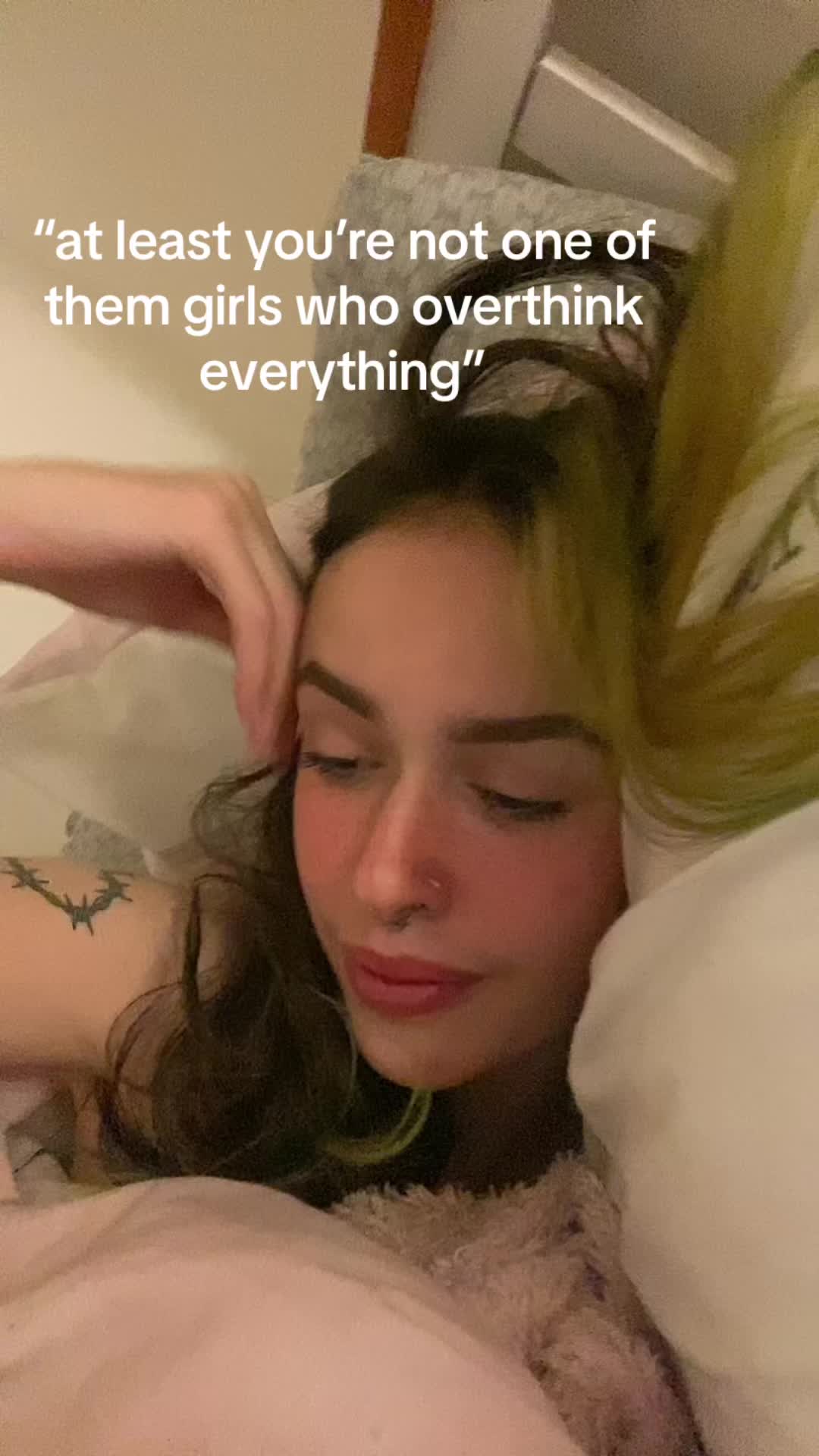 @rachel👽🖤