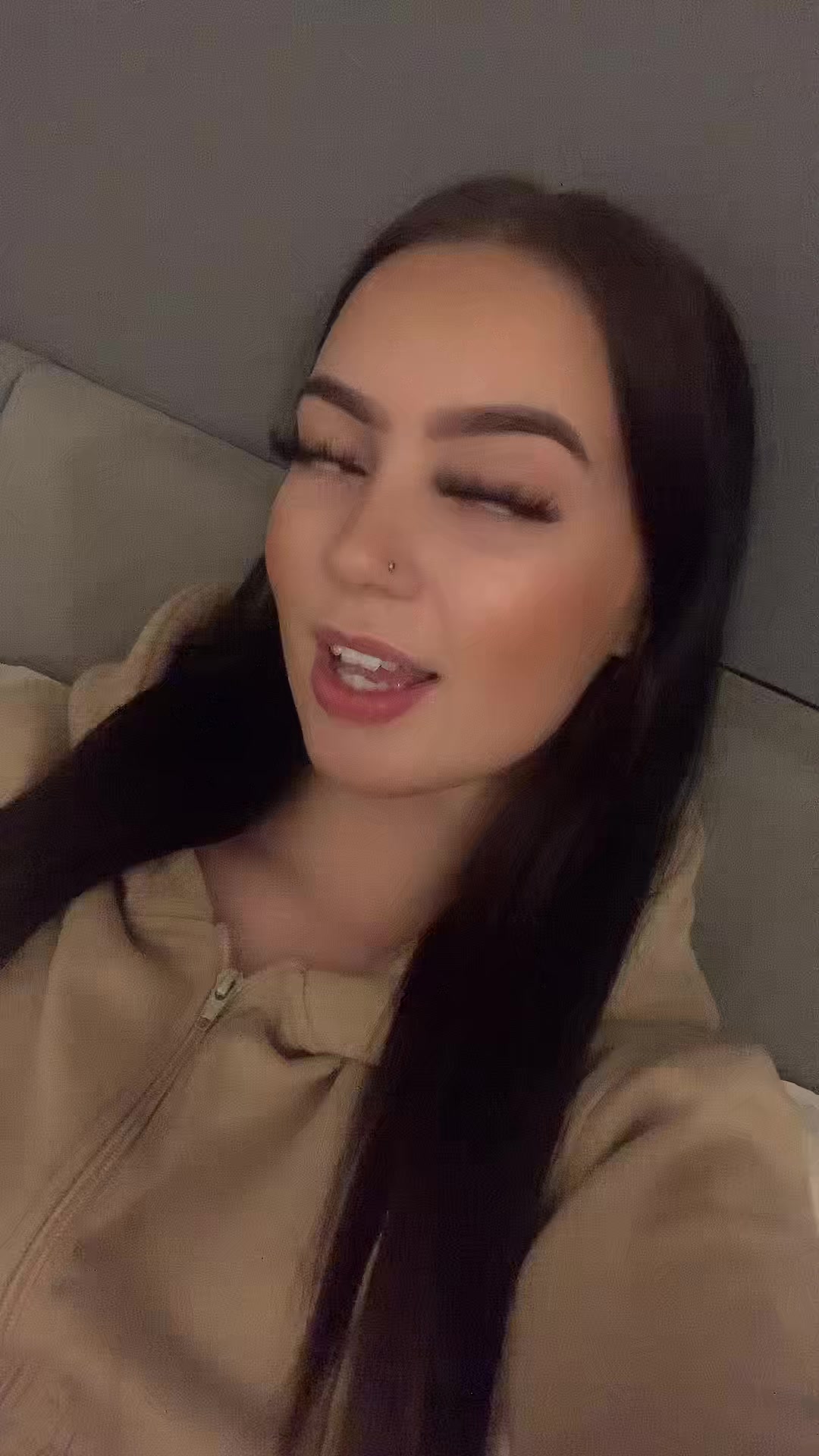 @tiaxox