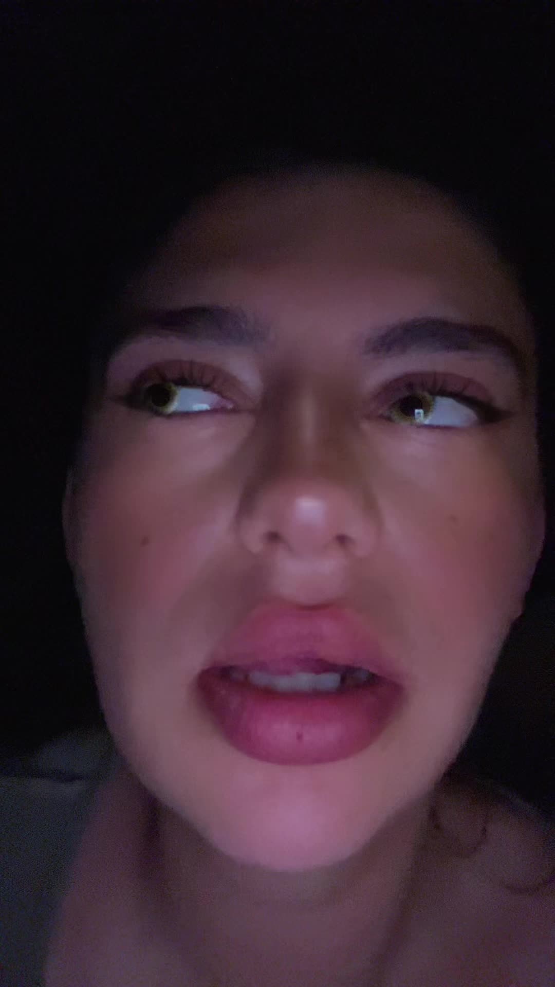 @MiraBks
