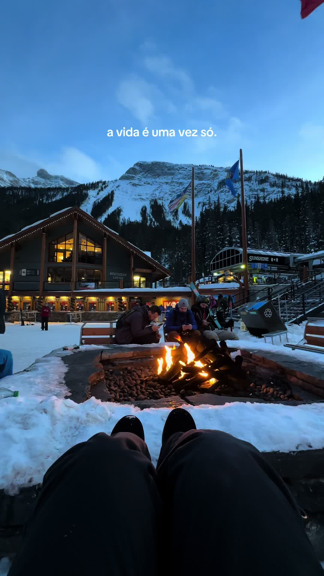 @Ana Carolina 🇧🇷🇨🇦
