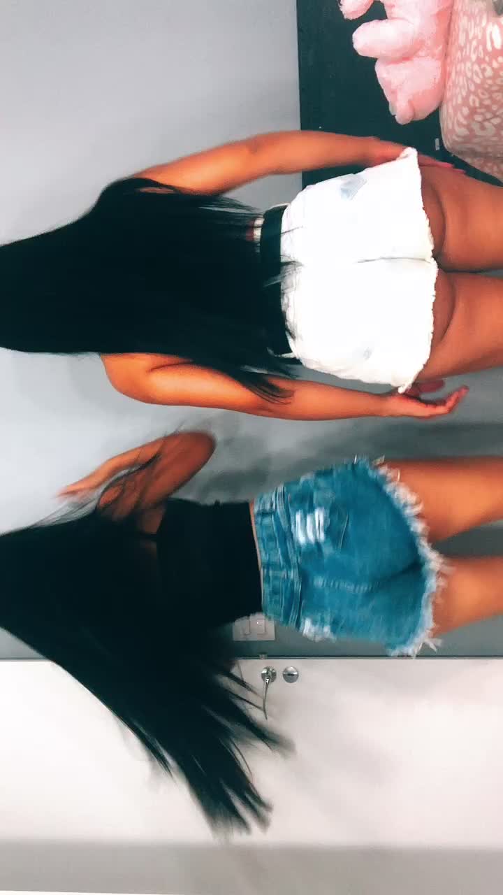 @Rhayna