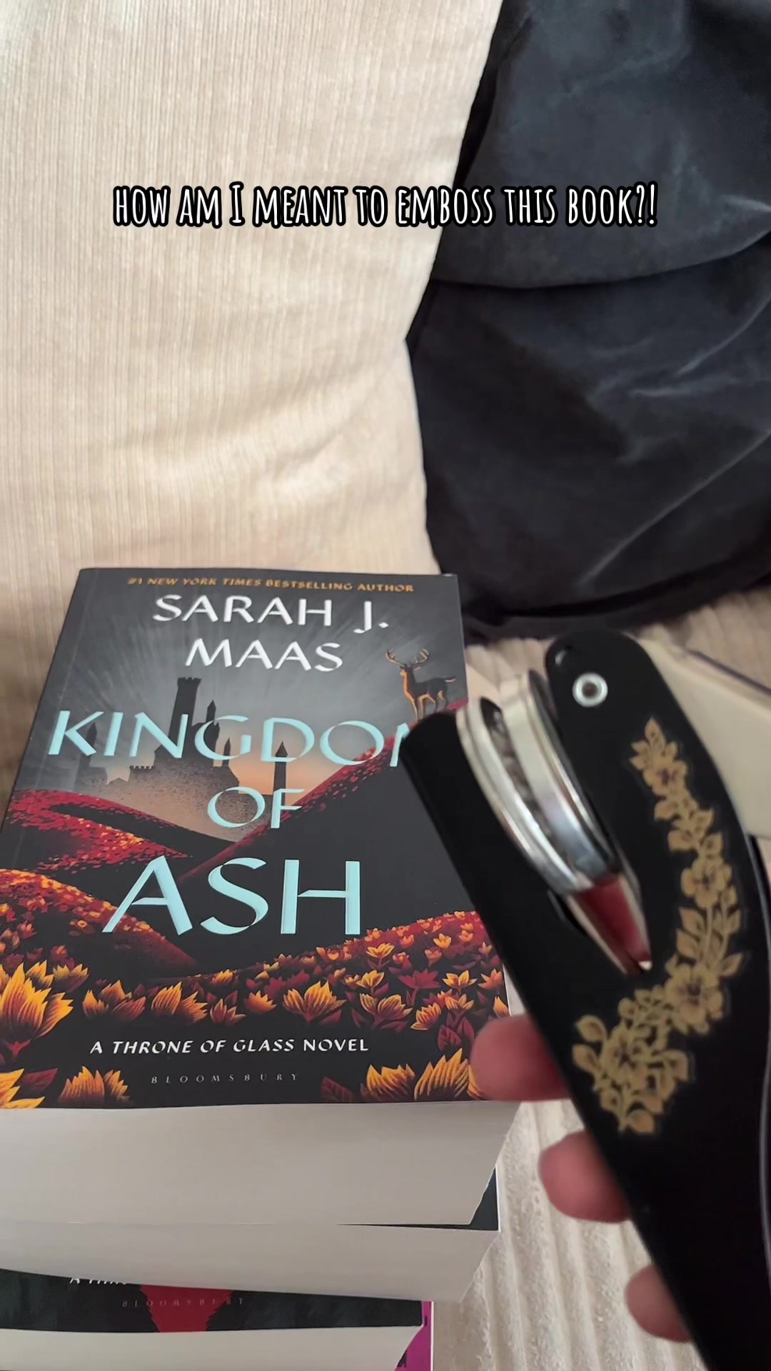 @@christiecloggs | Booktok 📚
