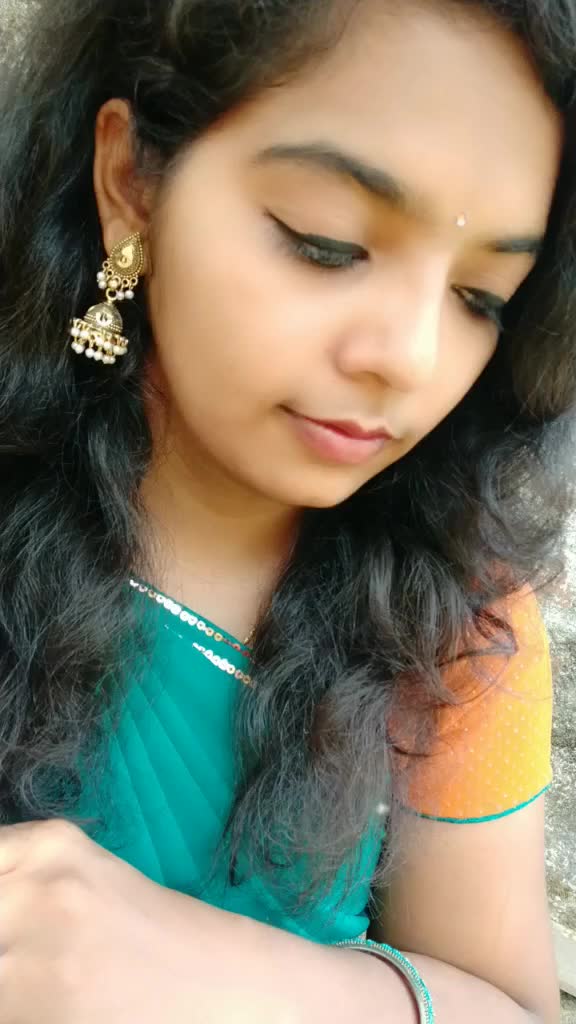 @👑Narmada chowdary👑