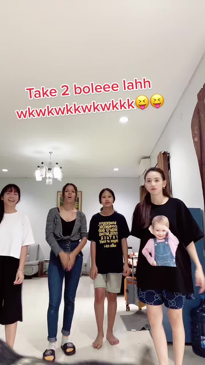 @Jesss