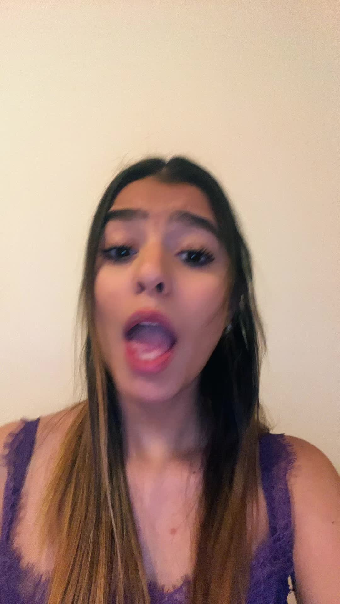 @✨