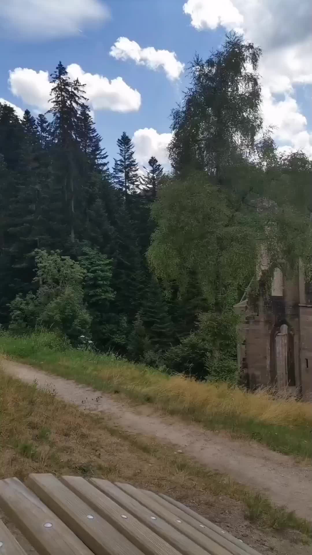 @ᛏᚢᚱᚨ᛫ᚱᛖᛁᚾᚺᚨᚱᛞᛏ᛫