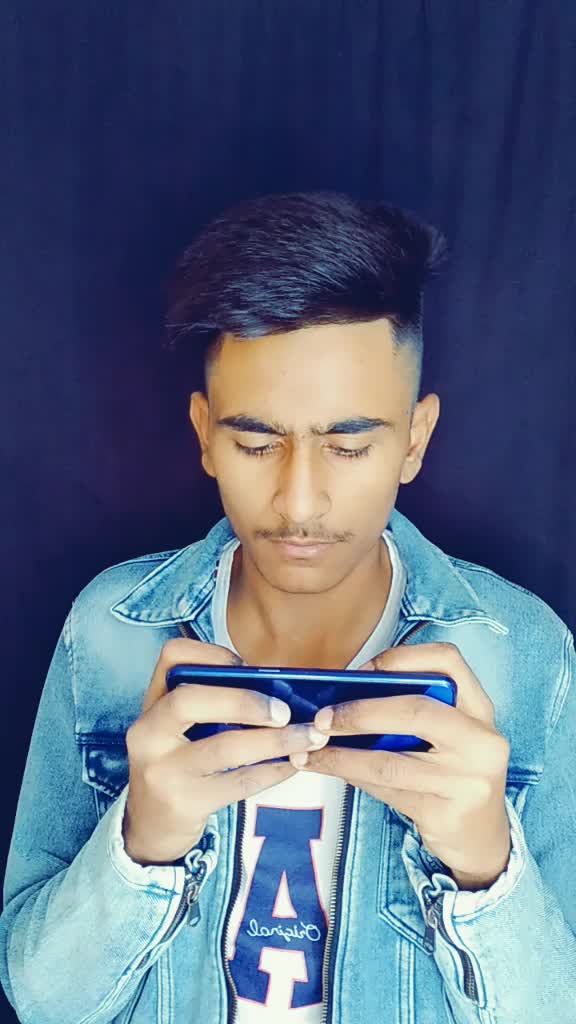 @👻yuvi❤😘