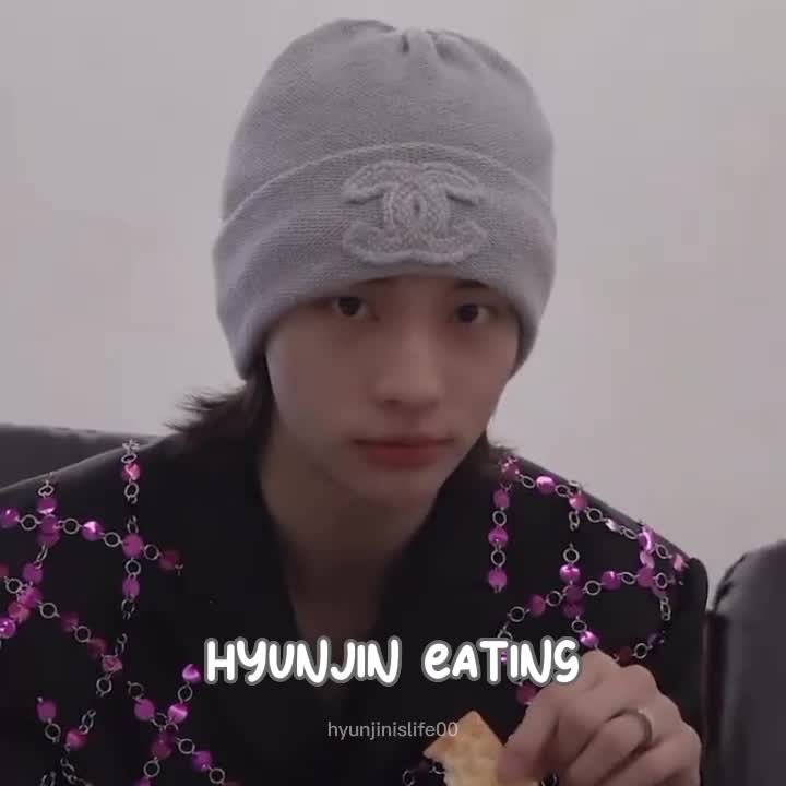 @Hyunjin' wifeu🍀