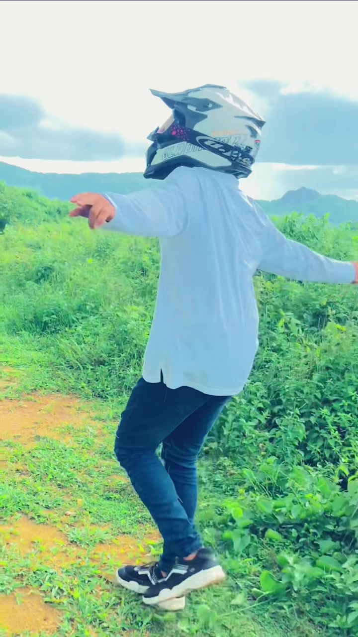 @𝗛𝗲𝗹𝗺𝗲𝘁 𝗕𝗼𝘆 😊🎖️🫡