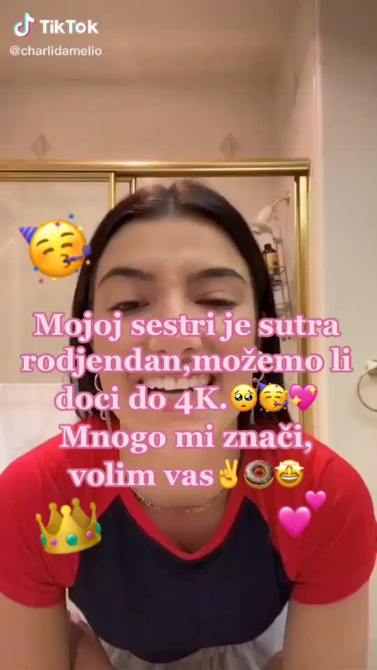 @💜👑Charli Queen👑💜