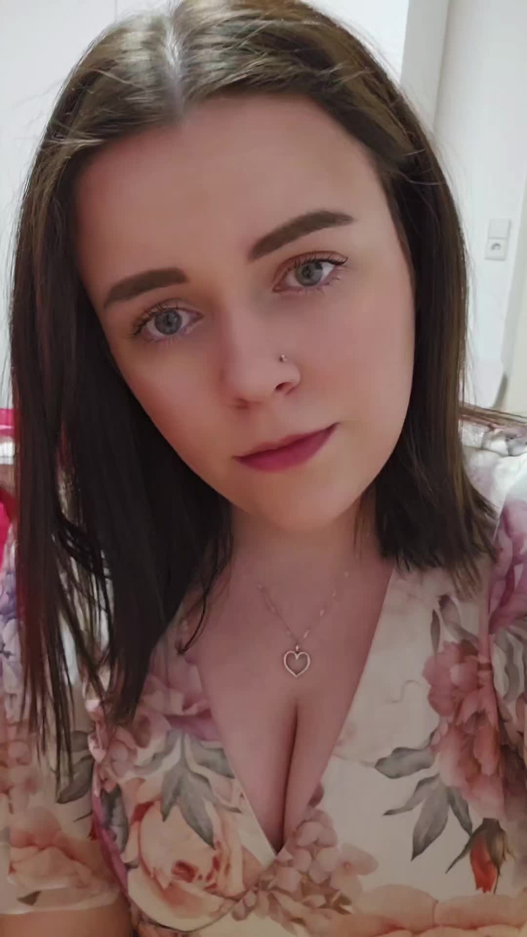 @Janine_lala
