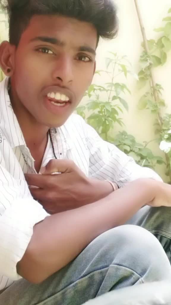 @Kumar royal .....👈