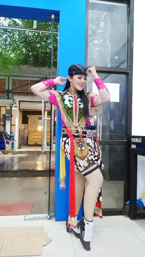 @Aya Chikamatzhu