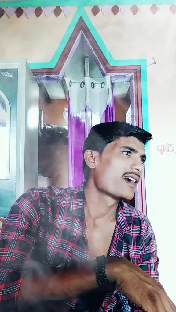 @ಬಸವ ಜೀವಾ ಹಳ್ಳಿ ಹುಡುಗ
