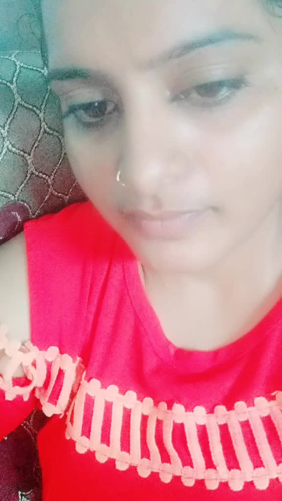 @gayatri besty divya