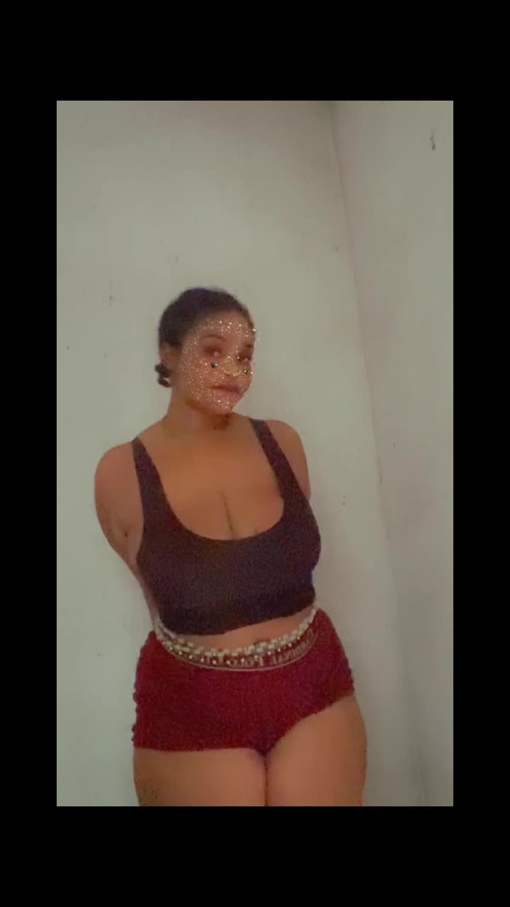 @Instagram: Thick-eri