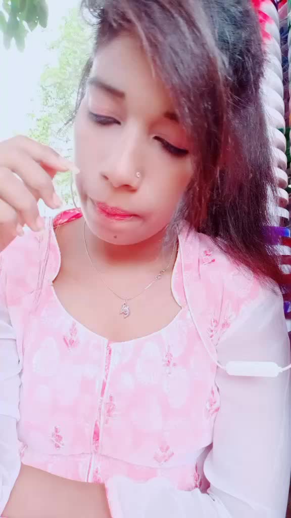 @Kamucute. M 2330