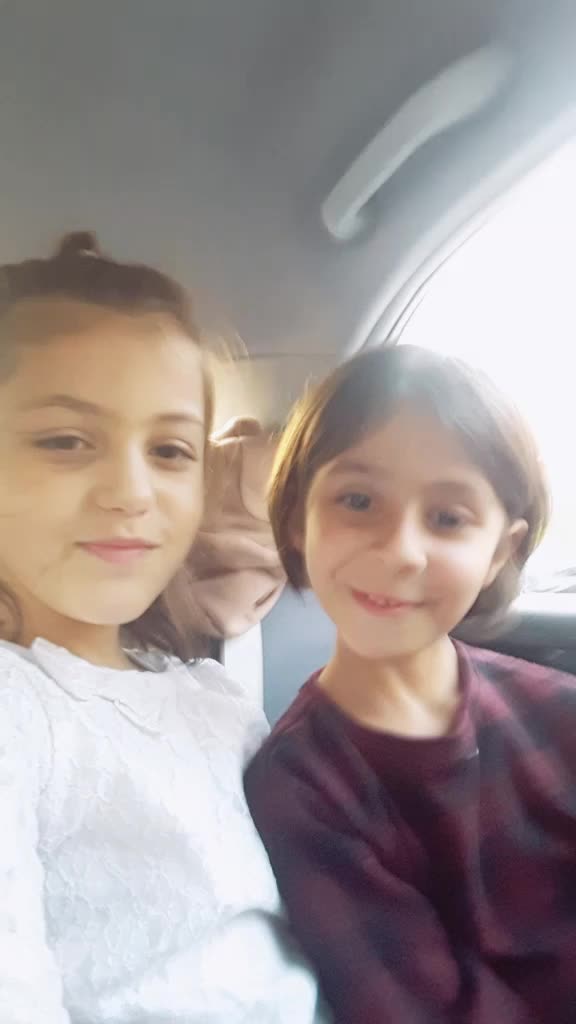 @ela_esra