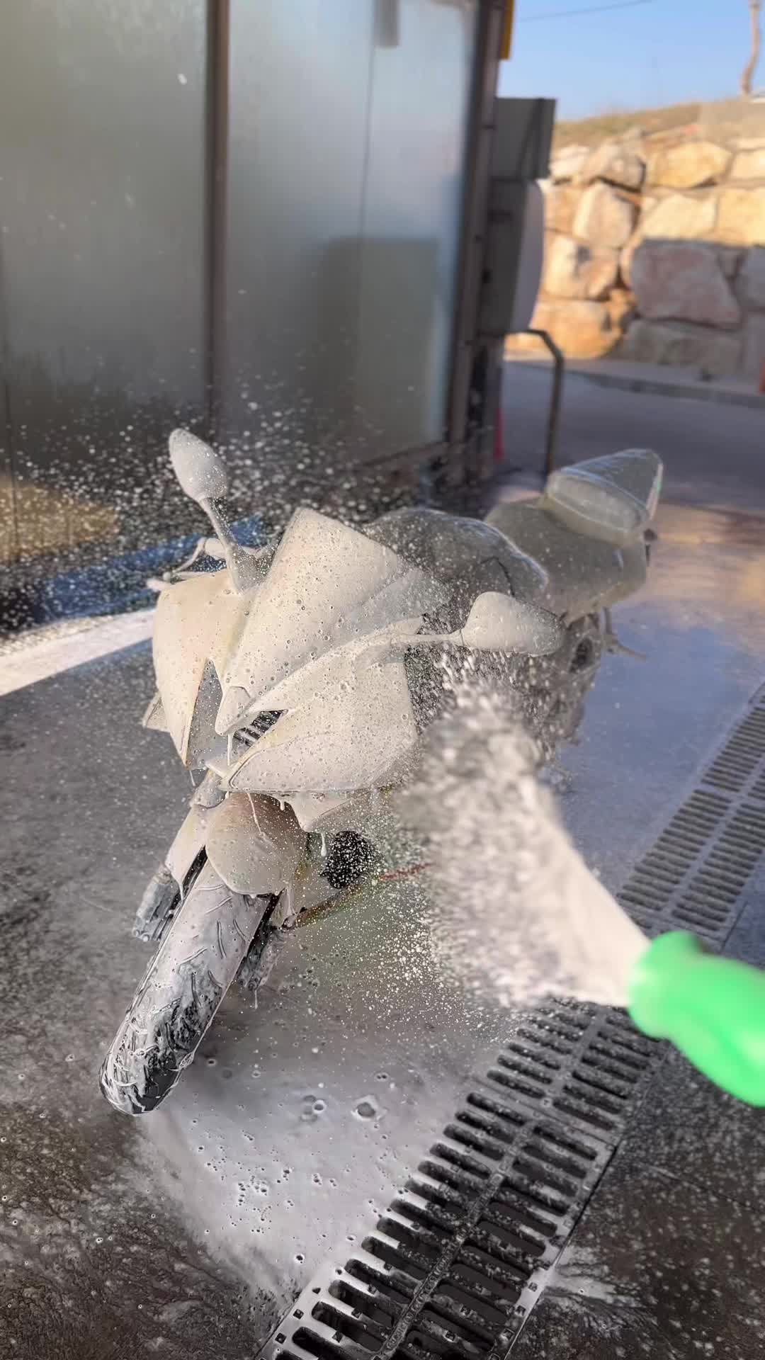 @Radikal_biker