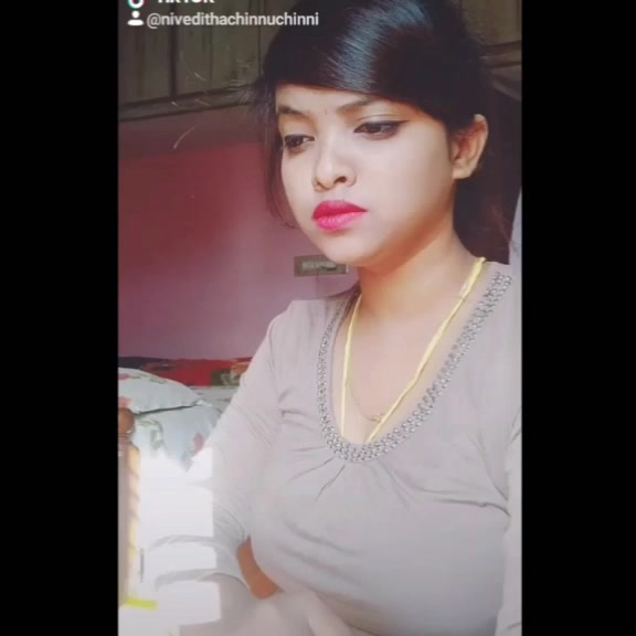 @Niveditha chinnu
