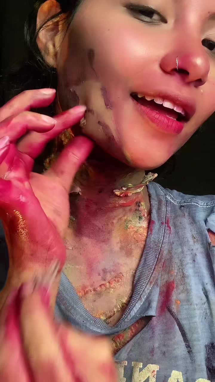 @Painted Tina 🎨