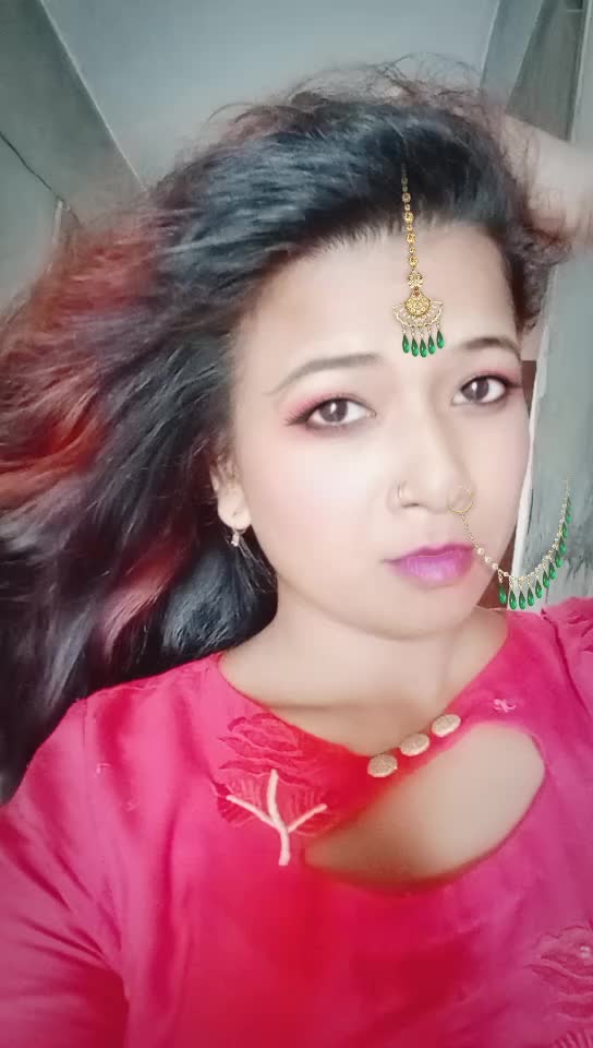 @Miss_gayatri_022