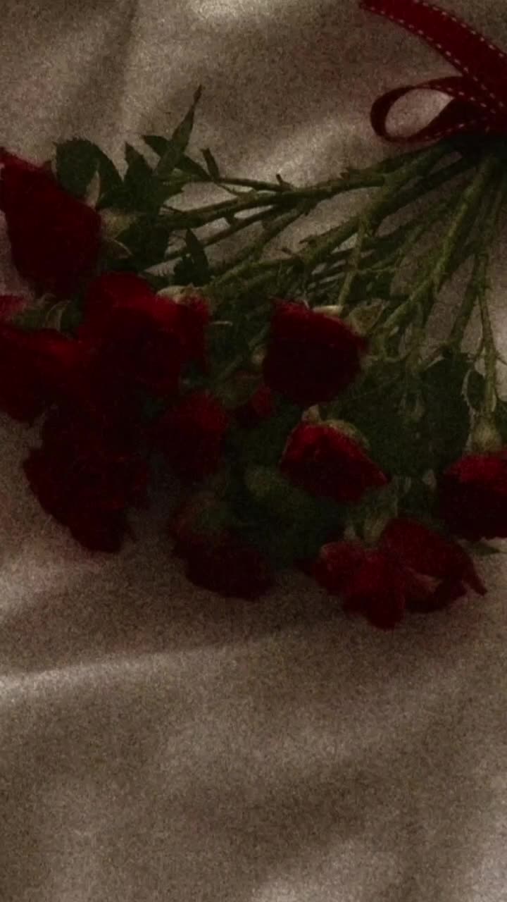 @__h0neymoon__