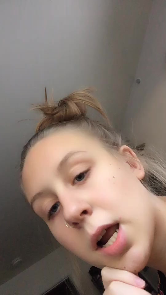@Amber💕