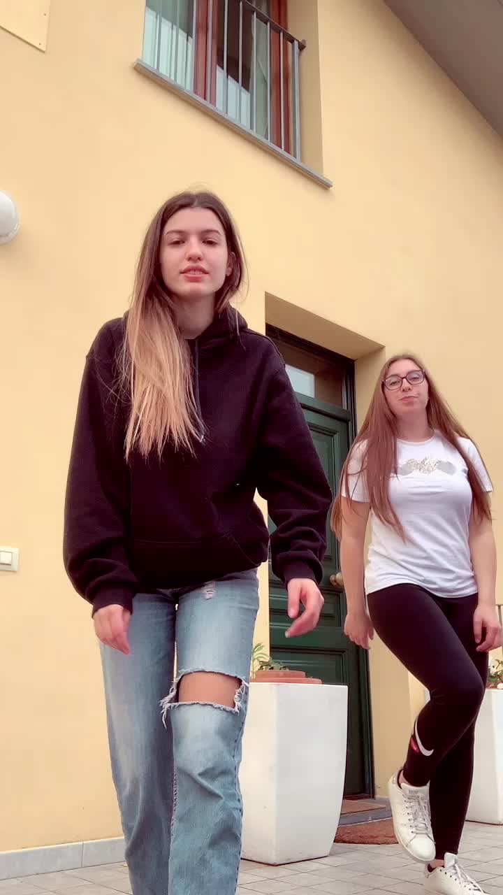 @aurorabaccelli