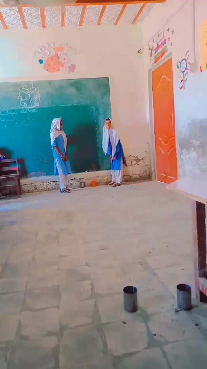 @𝒯: 𝒮𝒶𝓂𝒶𝓇𝒶 𝓌𝑜𝓇𝓁𝒹