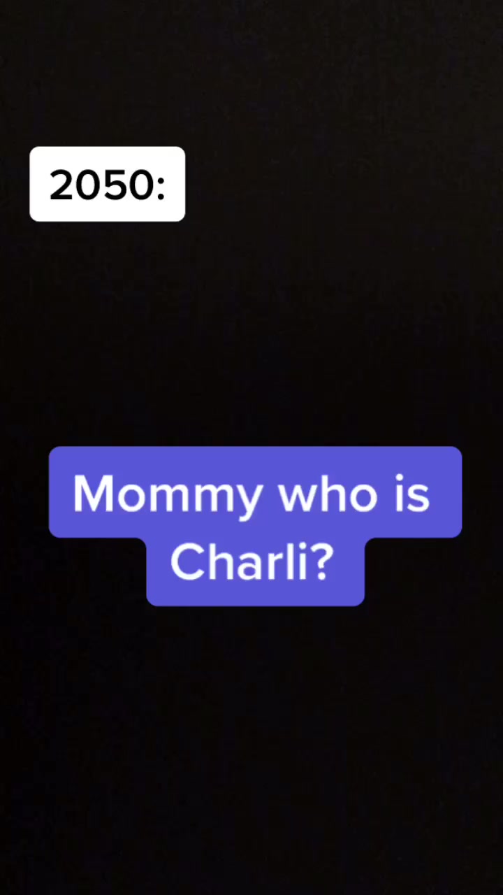 @Leah🦋 {Charli Fan}
