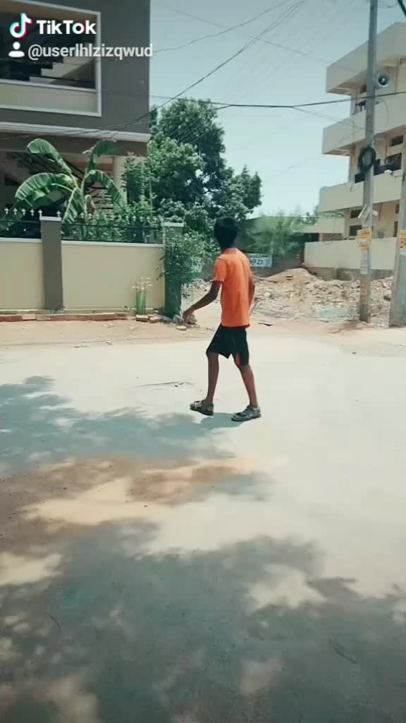 @Augustin August
