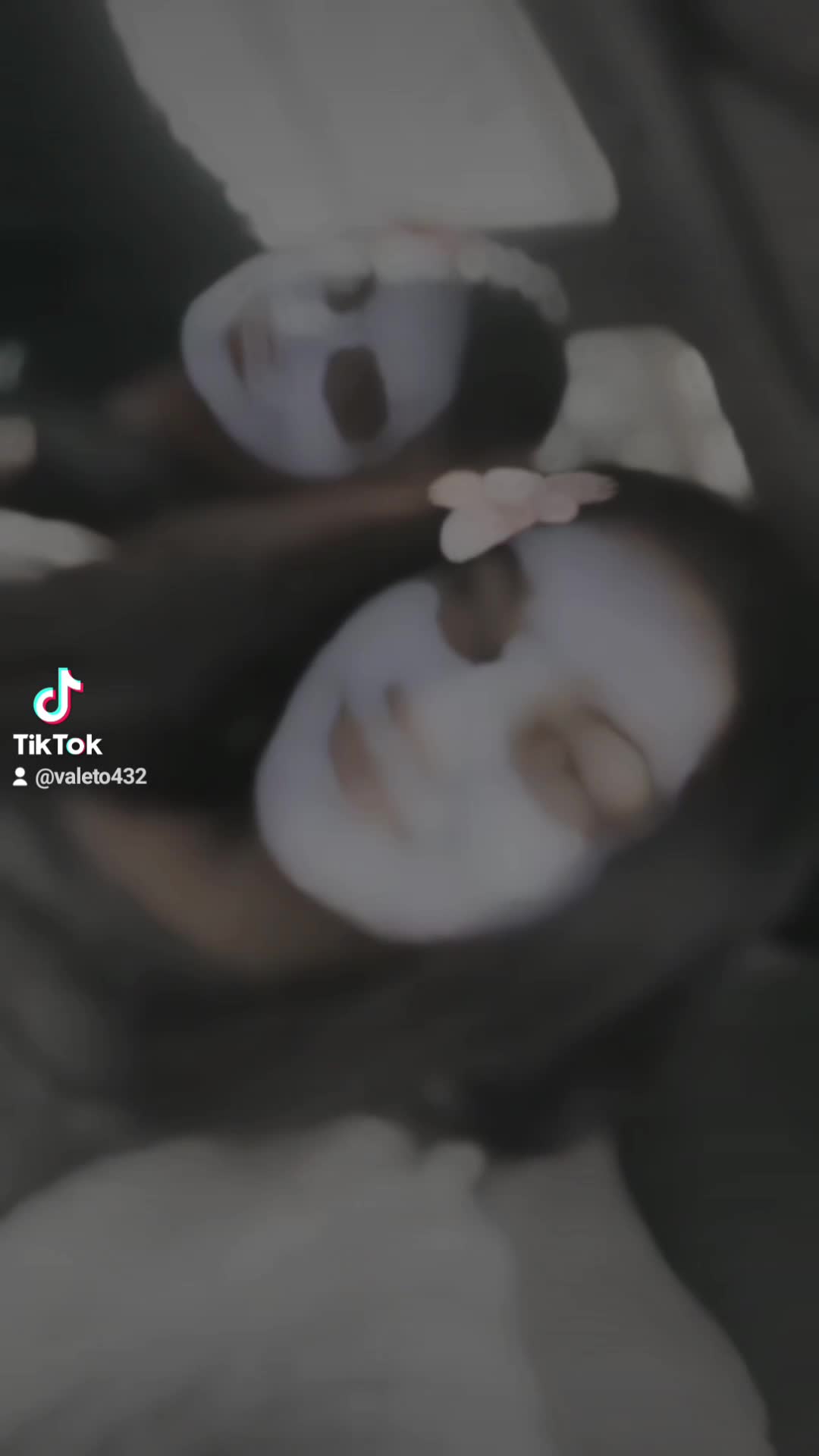 @😍V😻