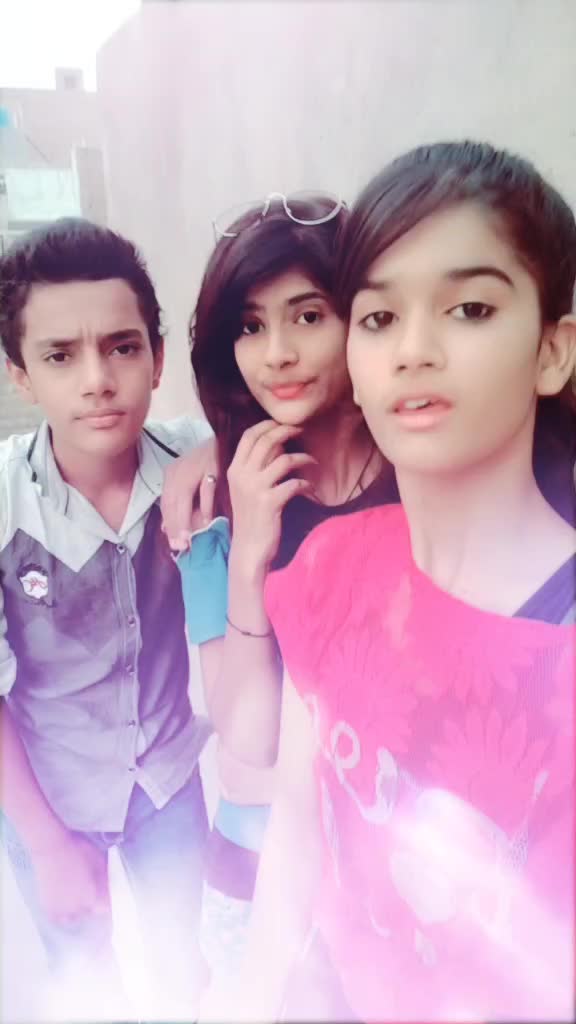 @Itz_Gayu_Raj
