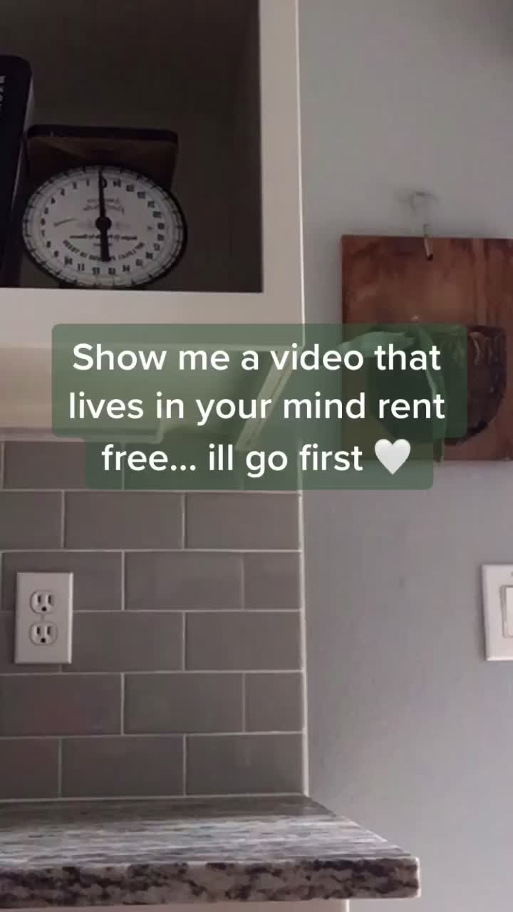 @ɴᴏᴛ ɪᴍᴘᴇʀsᴏɴᴀᴛɪɴɢ <3