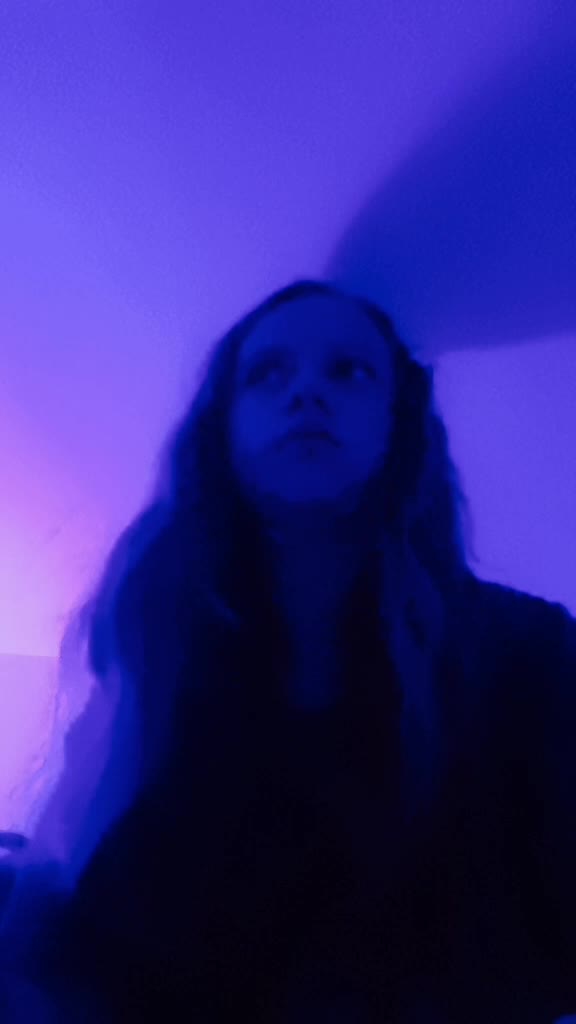 @Loulou24