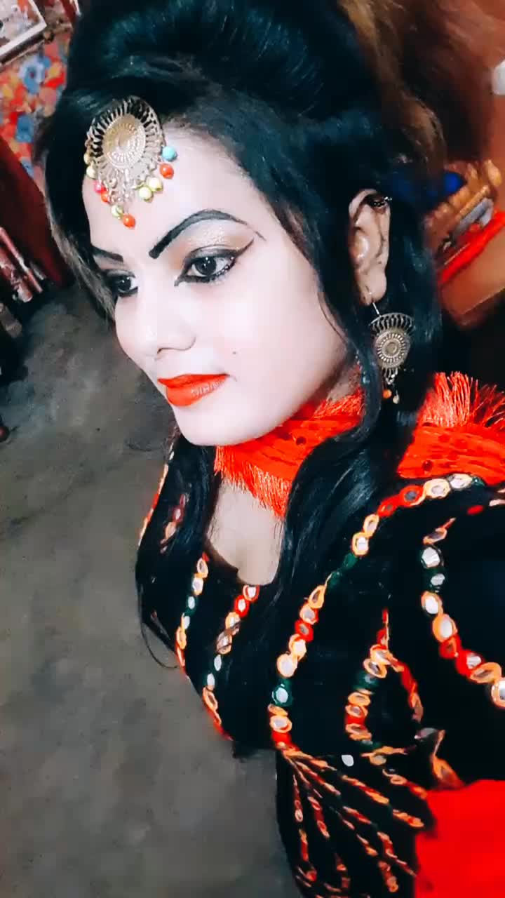@tapsi gill