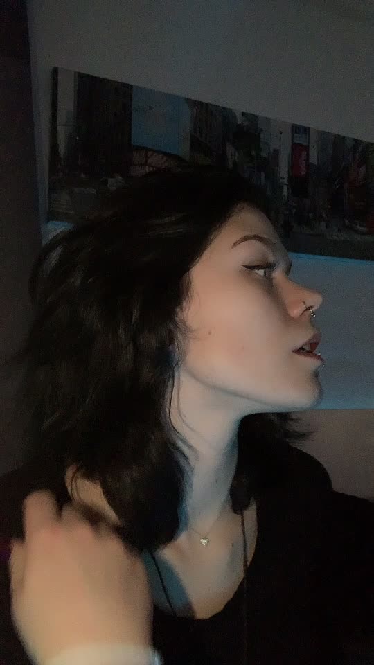 @ᗩᗰᗴᒪIᗴ 🖤