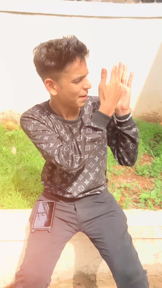 @Zubair_14