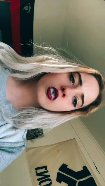 @Eva🖤🇷🇺