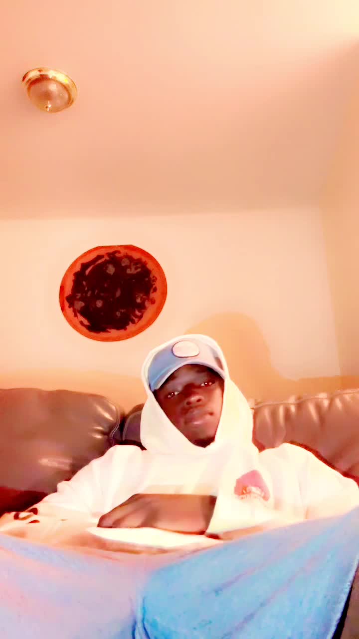 @Papa touré 164 🤷🏿♂️