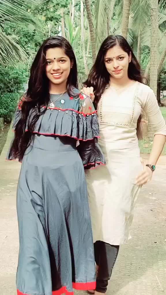 @Aishu Anu 👭