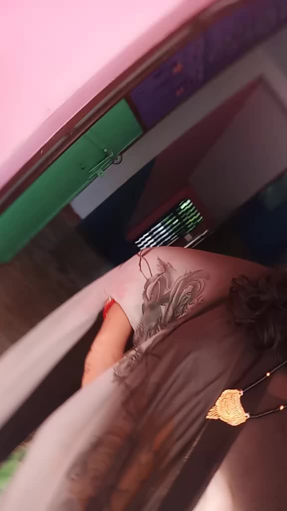 @julieeeeee