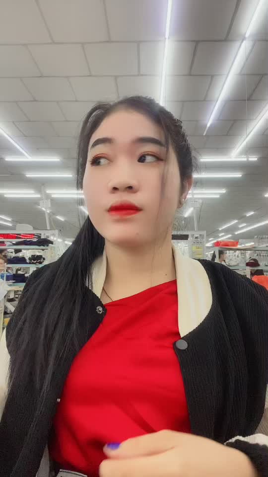 @Bii Zàà🦋⚜️