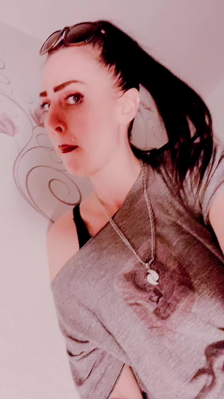 @vikakiruschkin